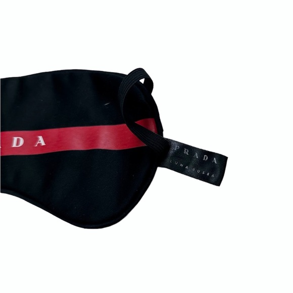 Prada sleeping mask - Picture 3 of 4